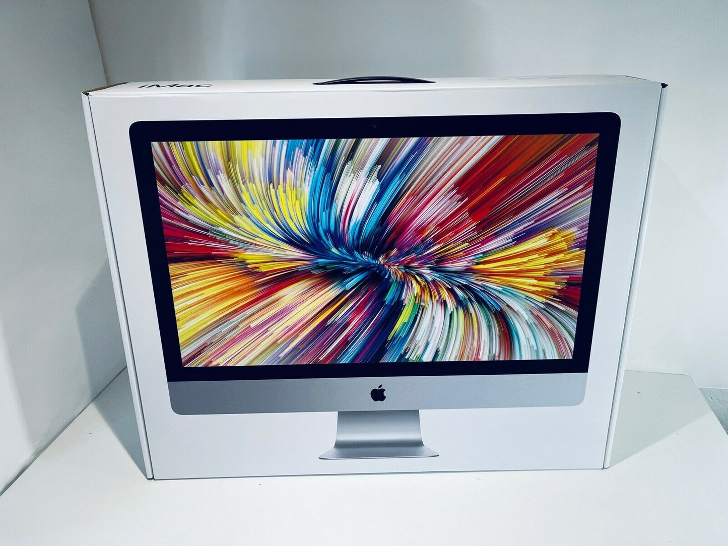 Apple iMac 27 5K 2020 Intel i9 3.6Ghz 10-Core 8GB Ram 1TB SSD Radeon 5500 XT