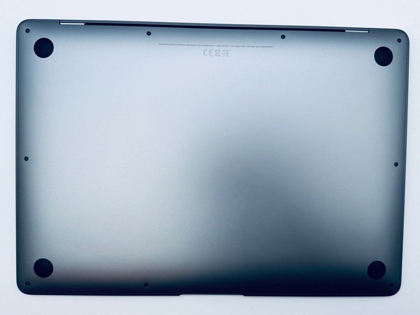 Apple MacBook Air M1 13" Retina 8-Core CPU 8-Core GPU 16GB Ram 1TB SSD