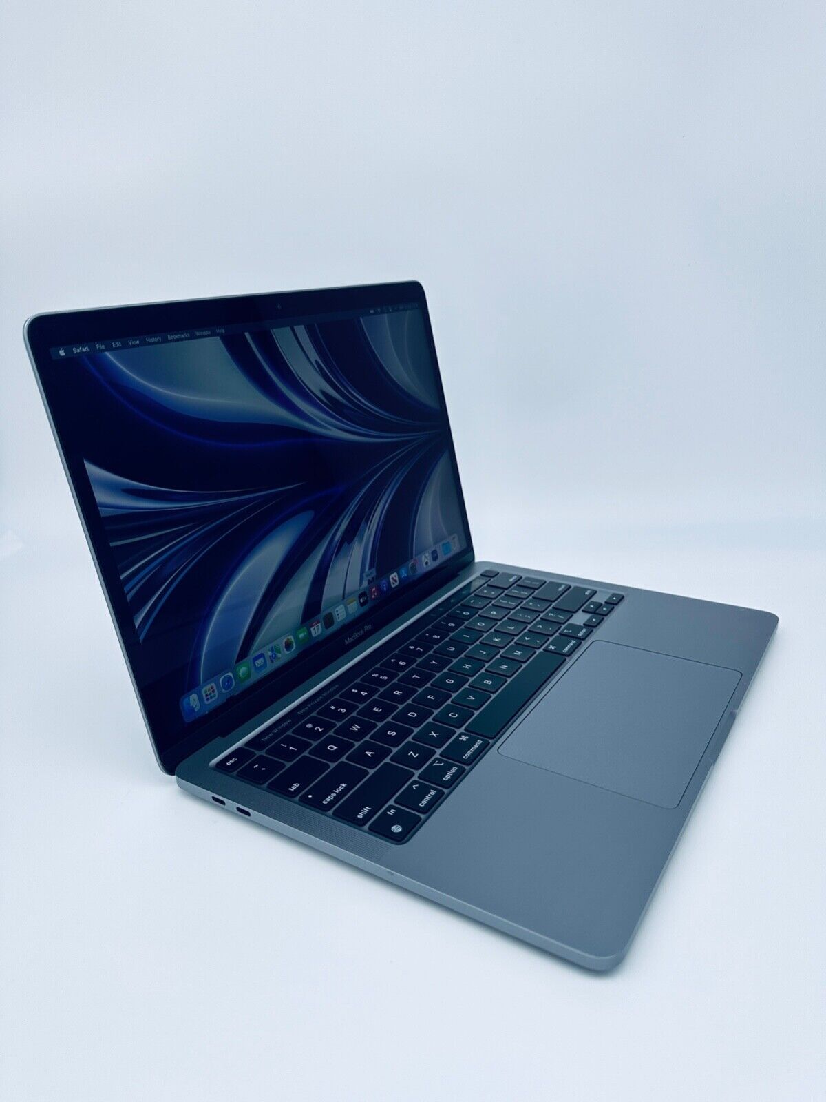 Apple MacBook Pro 13 Touch Bar ID M1 8-Core 8-GPU, 16GB Ram, 1TB SSD