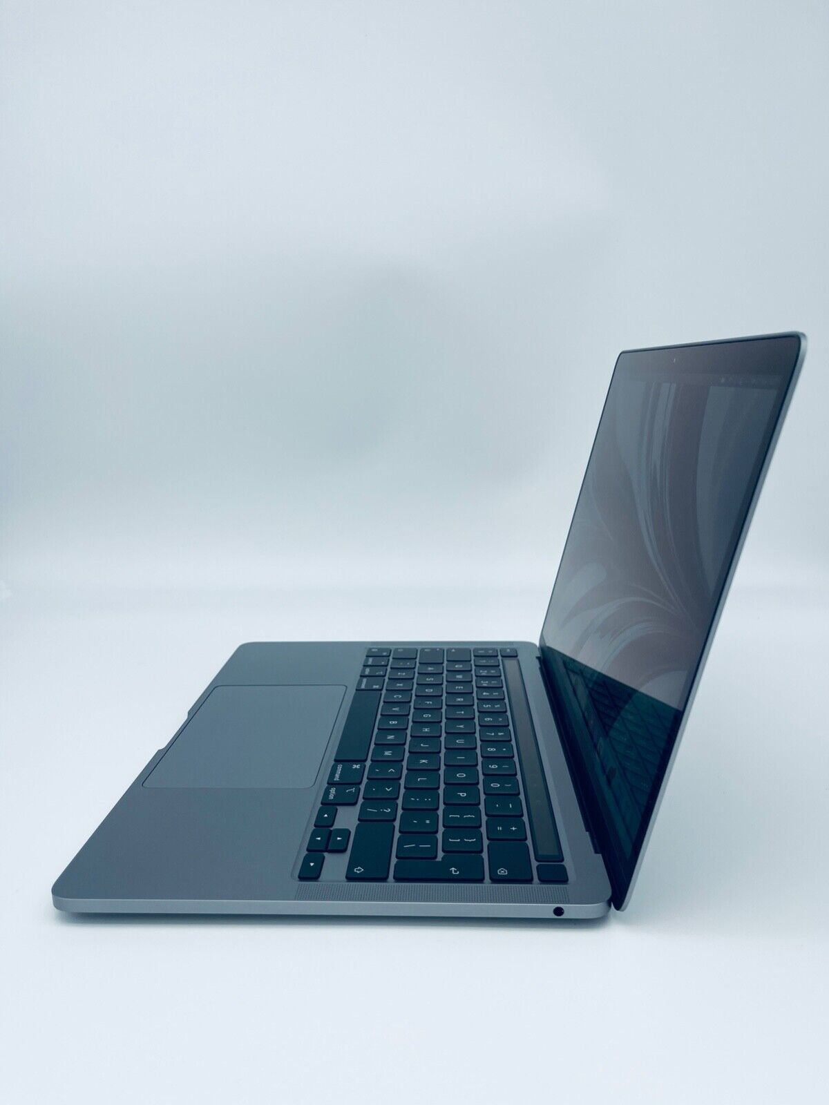 Apple MacBook Pro 13 Touch Bar ID M1 8-Core 8-GPU 16GB Ram 1TB SSD