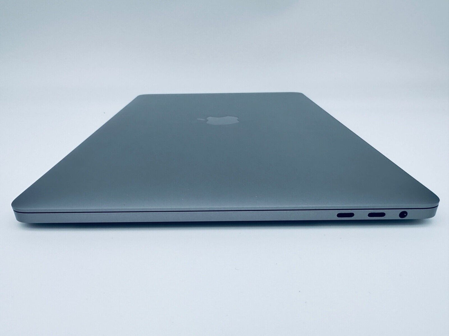 Apple MacBook Pro 13" 2017 Touch Bar ID Core i7 3.5Ghz 16GB 256GB SSD