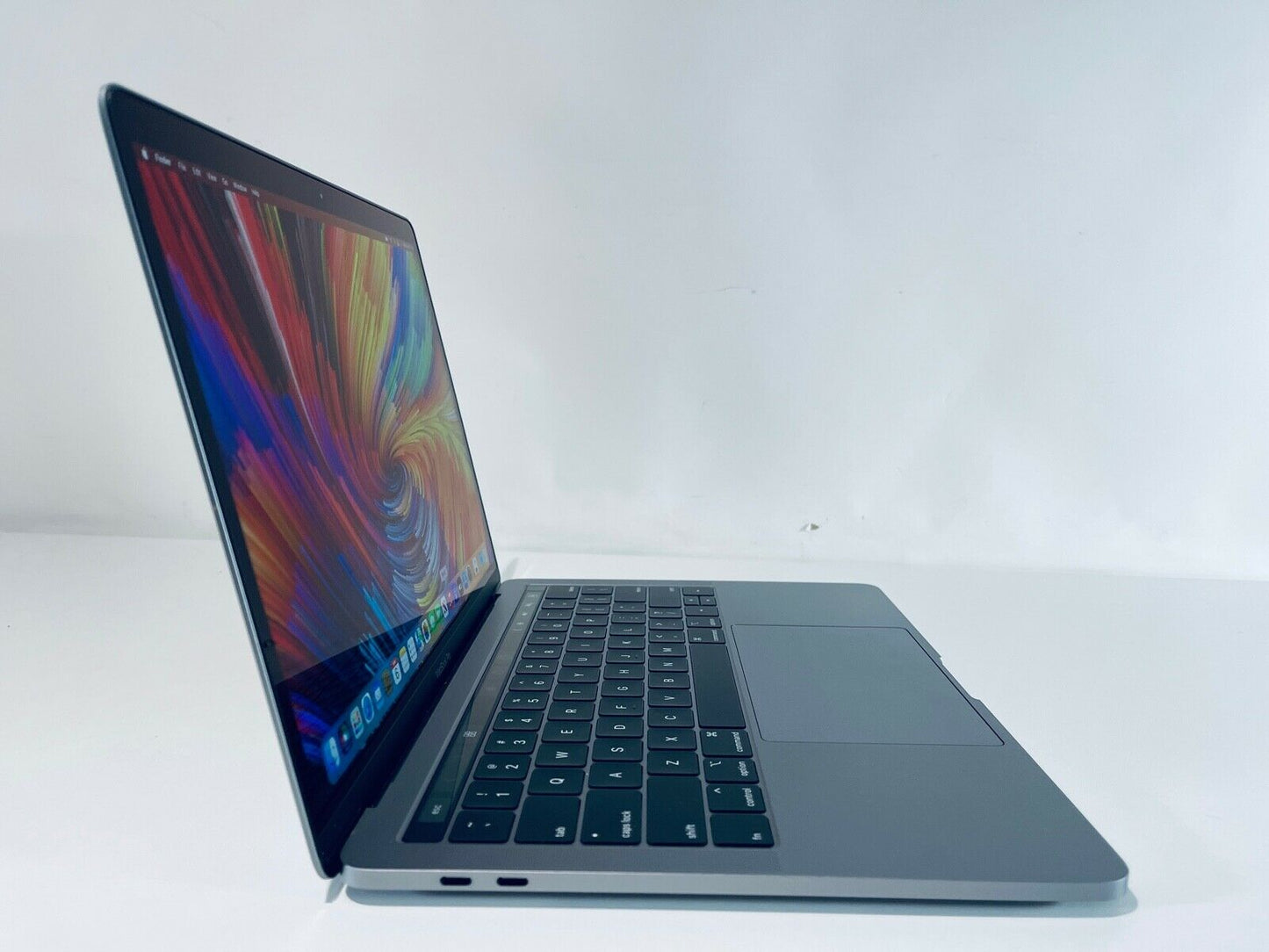 Apple MacBook Pro 13" 2019 Touch Bar Intel Quad Core i7 2.8Ghz 16GB 2TB SSD