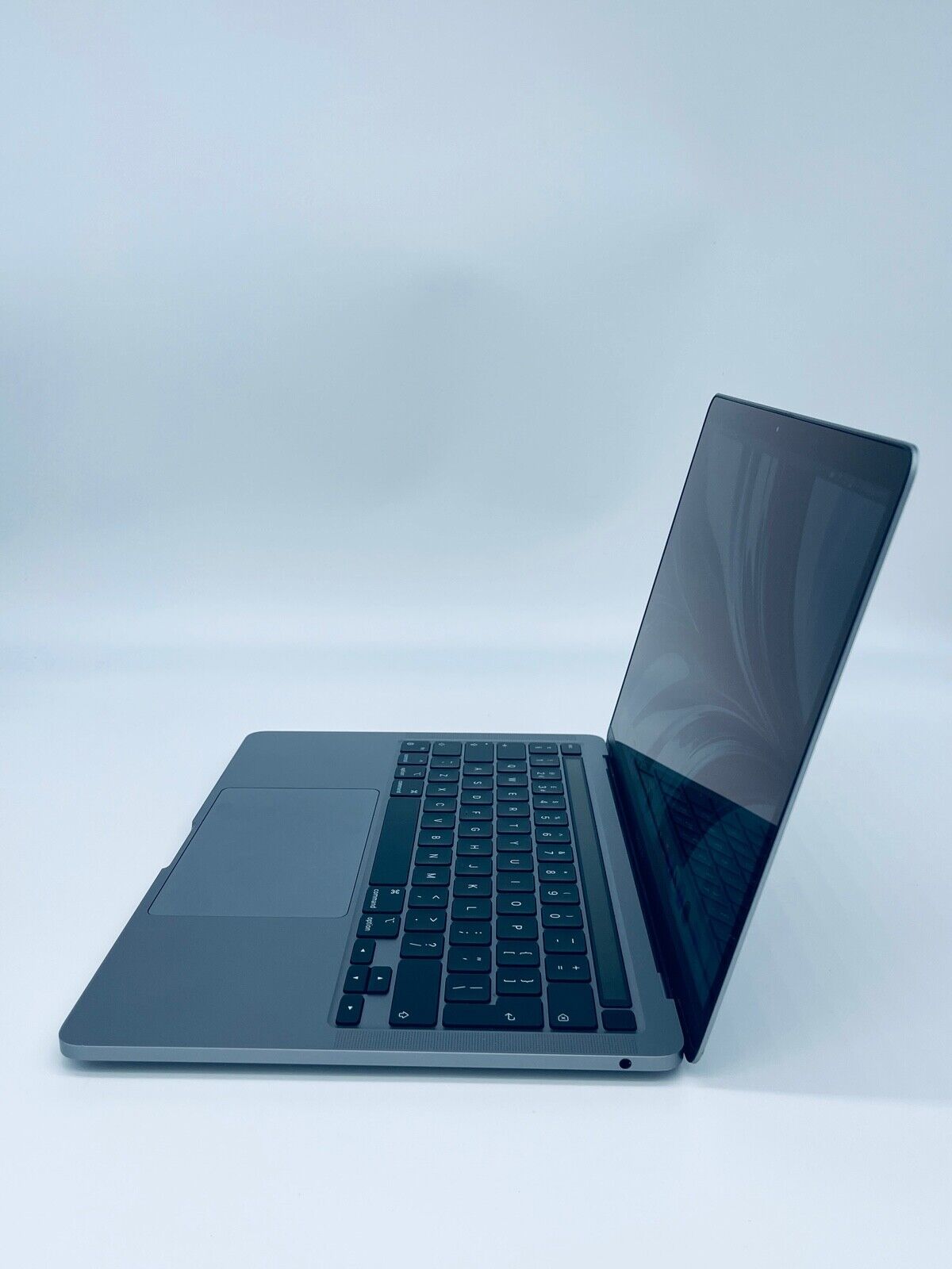 Apple MacBook Pro 13 Touch Bar ID M1 8-Core 8-GPU 16GB Ram 512GB SSD
