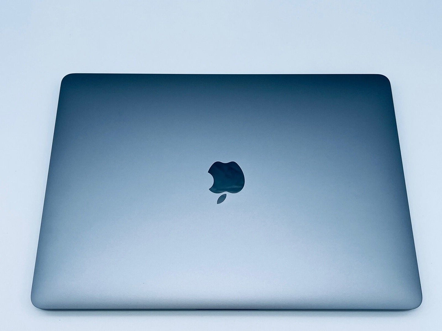 Apple MacBook Pro 13 2020 Touch Bar M1 8-Core 8-GPU 8GB Ram 512GB SSD