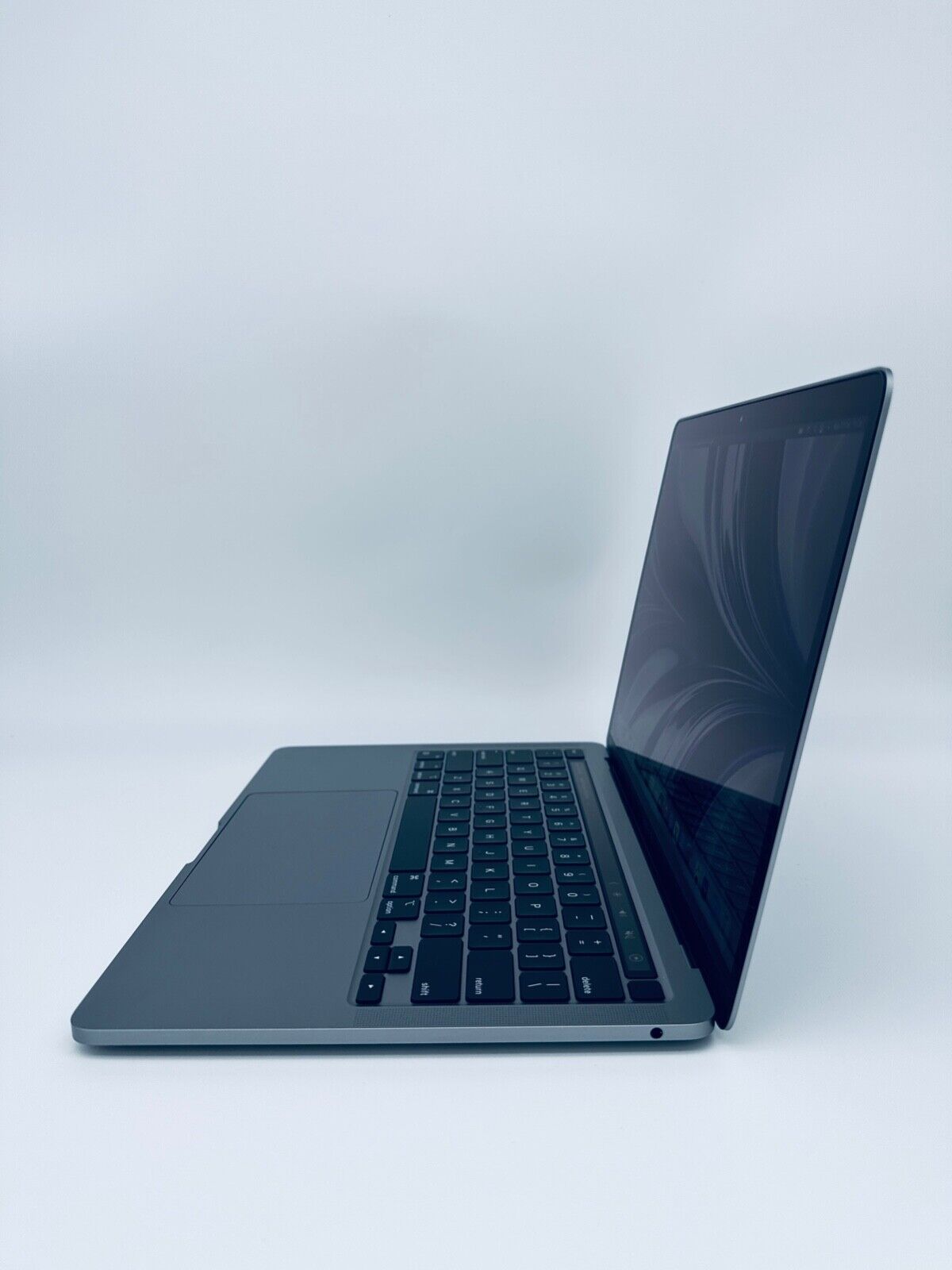 Apple MacBook Pro 13 Touch Bar ID M1 8-Core 8-GPU, 16GB Ram, 1TB SSD