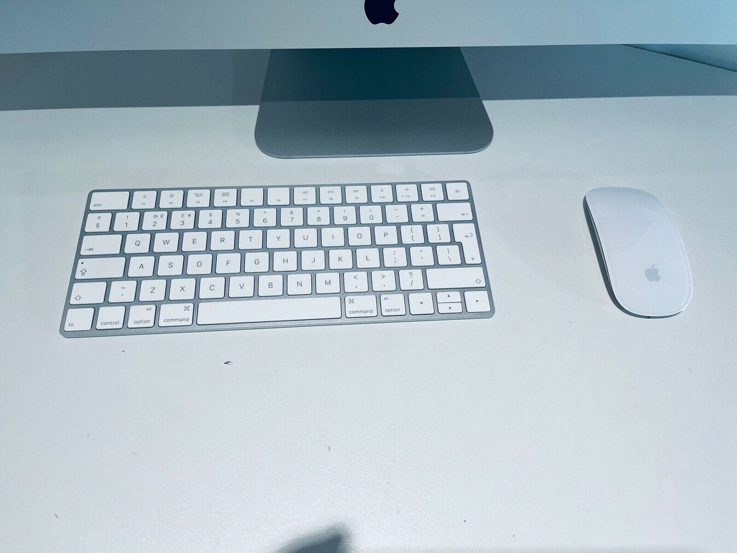 Apple iMac 27" 5K Retina 2015 Intel Core i5 3.2Ghz 8GB 1TB Fusion Drive