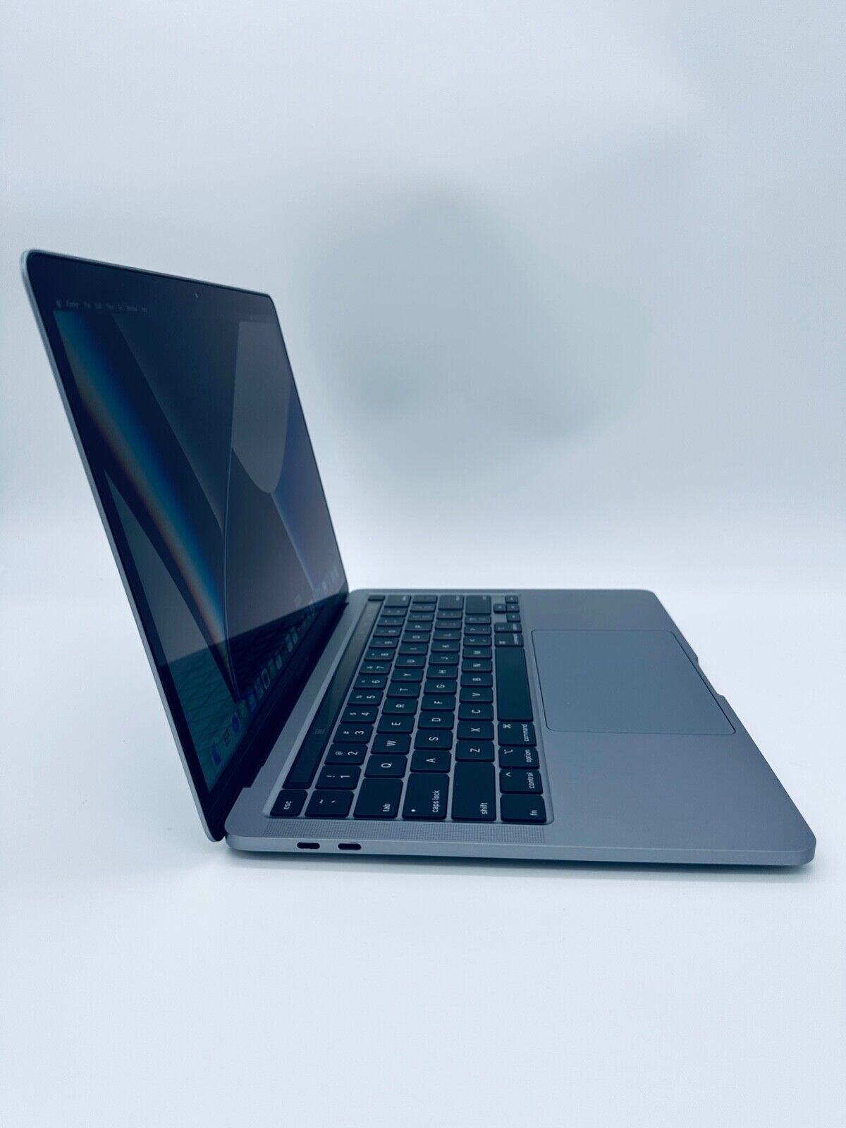 Apple MacBook Pro 13" 2020 Touch Bar Quad Core i7 2.3Ghz 32GB RAM 1TB SSD