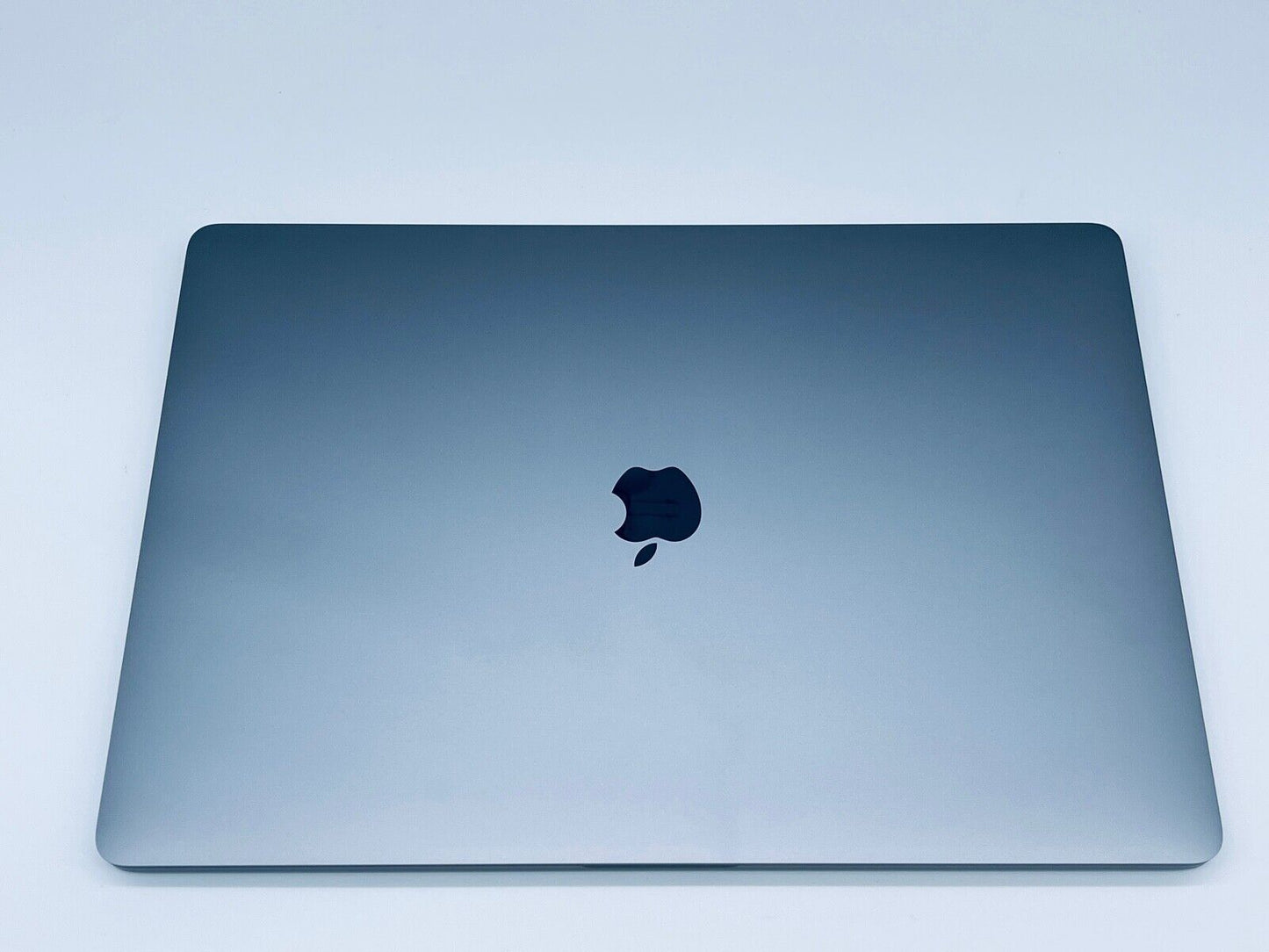 Apple MacBook Pro Retina 16" 2019 Touch Bar ID i9 8 Core 2.4Ghz 32GB 2TB SSD