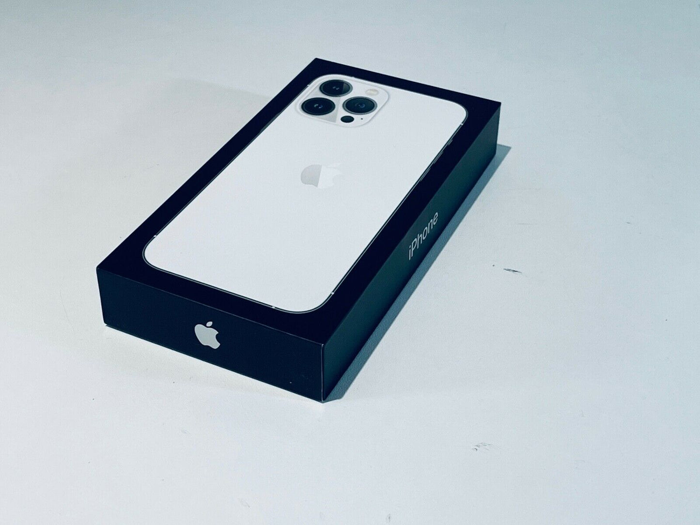 Apple iPhone 13 Pro Max 256GB Unlocked In Silver