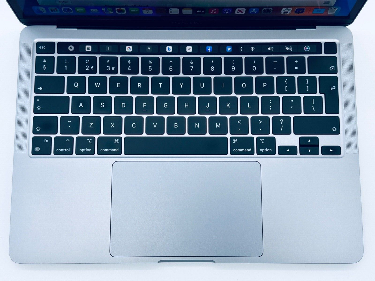 Apple MacBook Pro 13 Touch Bar ID M1 8-Core 8-GPU 16GB Ram 1TB SSD