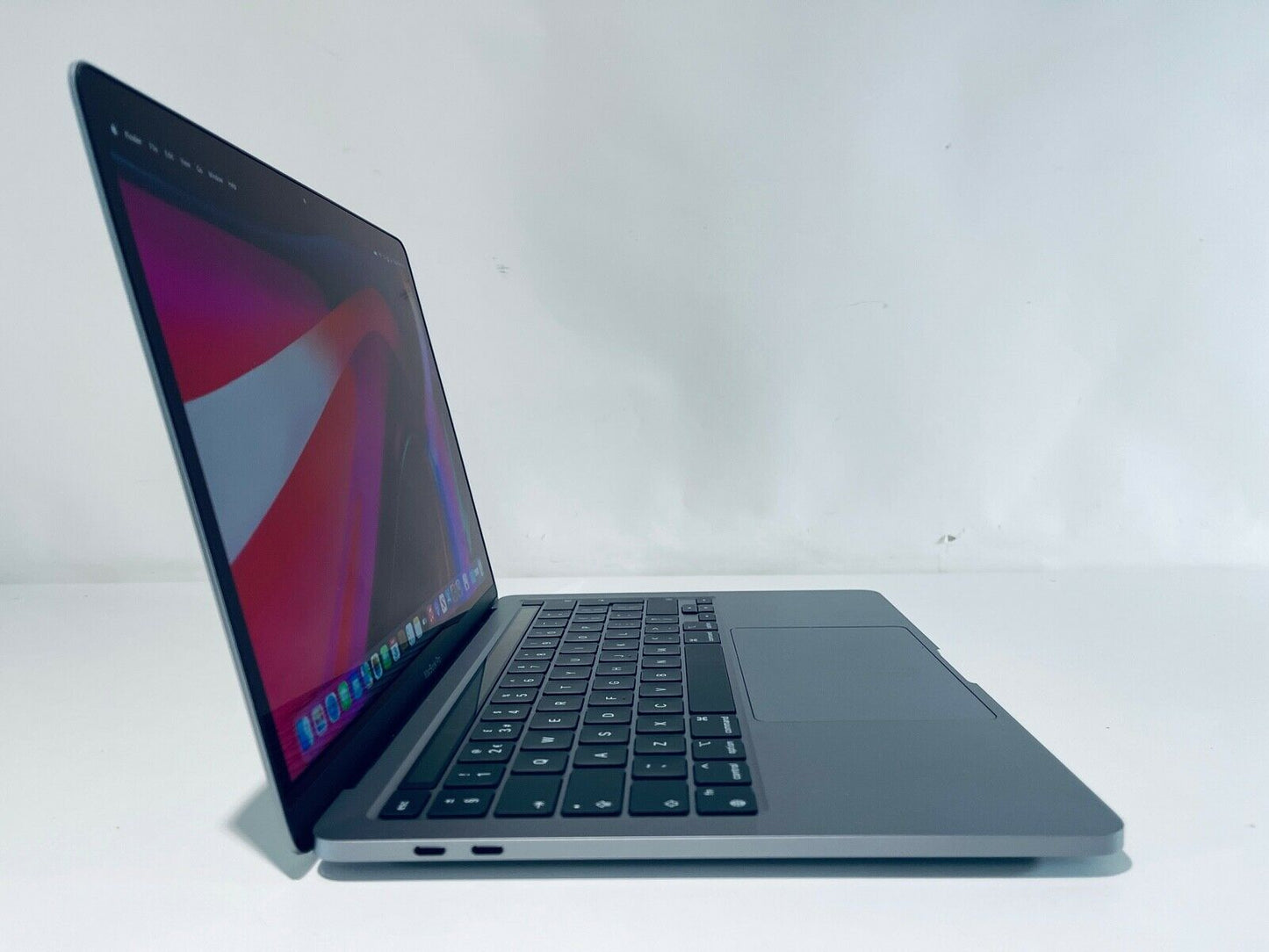Apple MacBook Pro 13 Touch Bar ID M1 8-Core 8-GPU 16GB Ram 2TB SSD