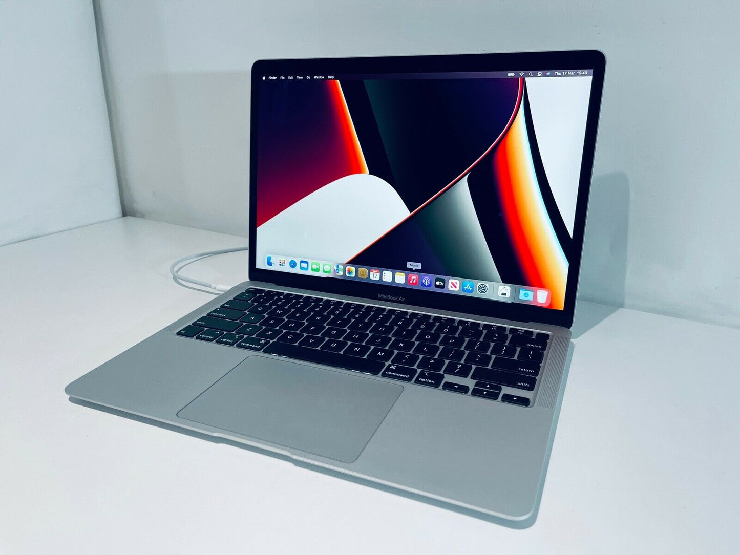 Apple MacBook Air 13" Retina Touch ID 2020 Intel Core i5 1.1Ghz 8GB 512GB SSD