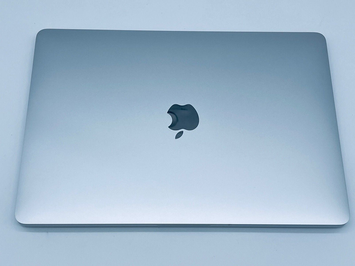 Apple MacBook Pro Retina 13" 2020 Touch Bar Quad Core i7 2.3Ghz 16GB 512GB SSD