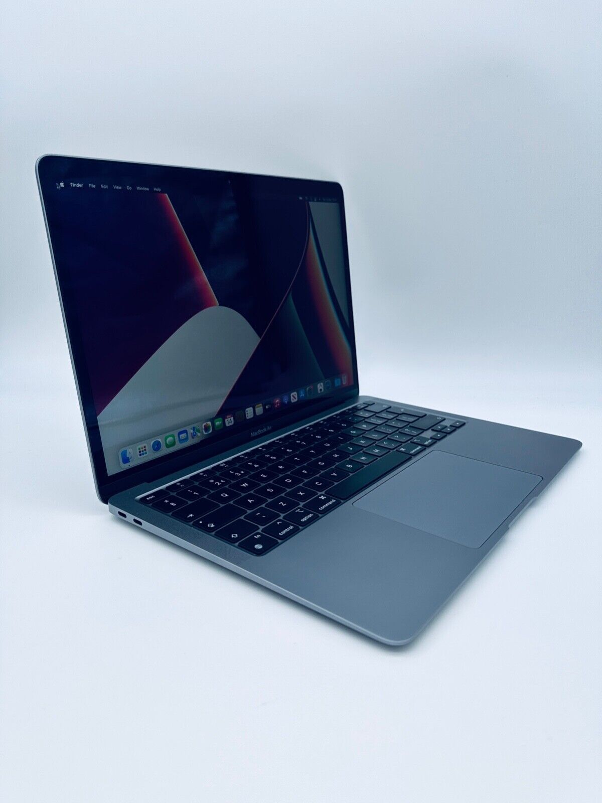 Apple MacBook Air 13" Retina M1 8-Core CPU 8-Core GPU 16GB Ram 1TB SSD