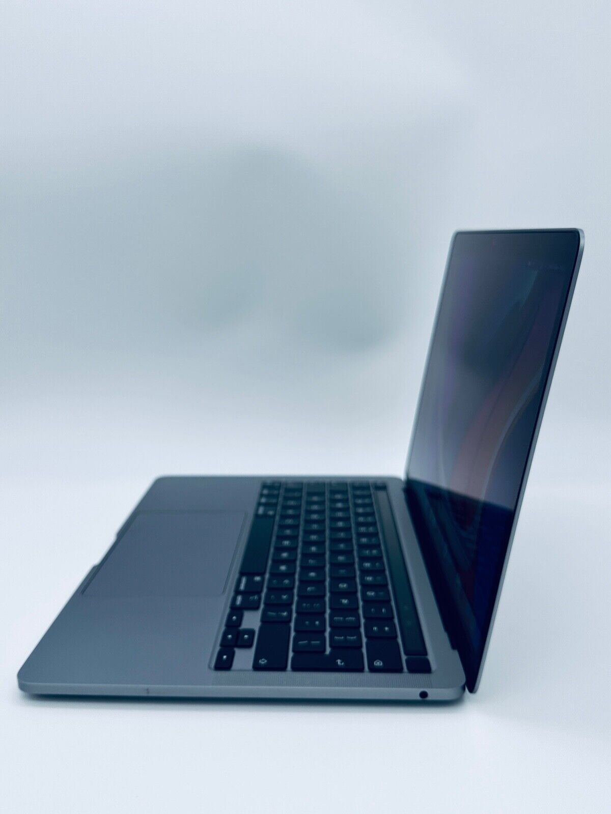Apple MacBook Pro 13 Touch Bar ID M1 8-Core 8-GPU 16GB Ram 1TB SSD