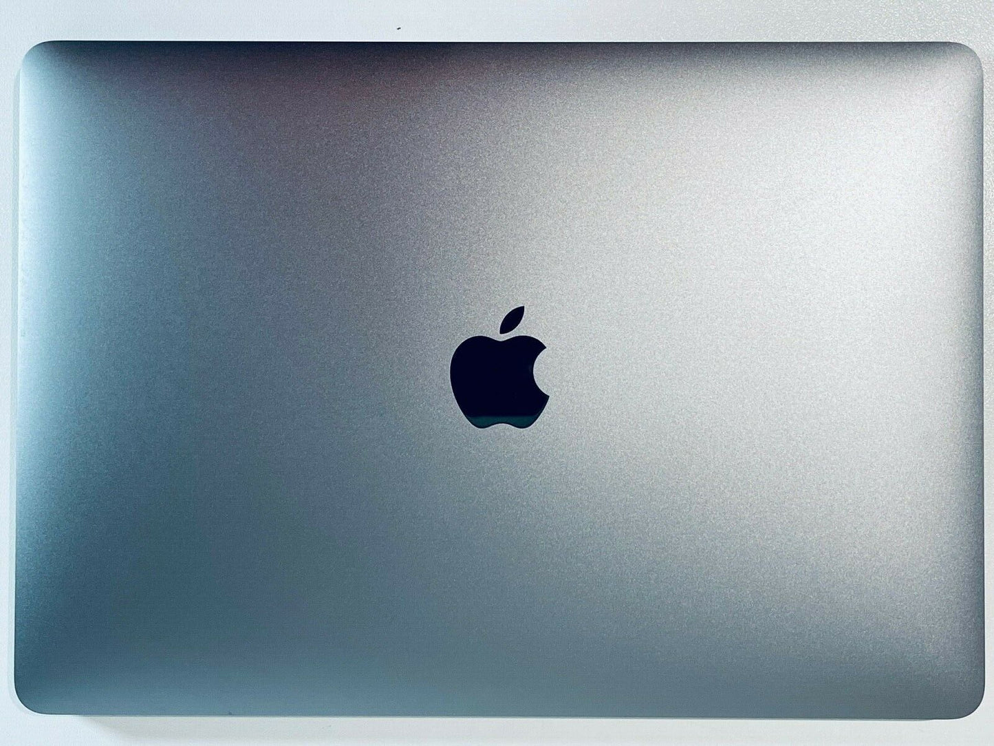 Apple MacBook Pro 13" 2019 Touch Bar Intel Quad Core i7 2.8Ghz 16GB 2TB SSD