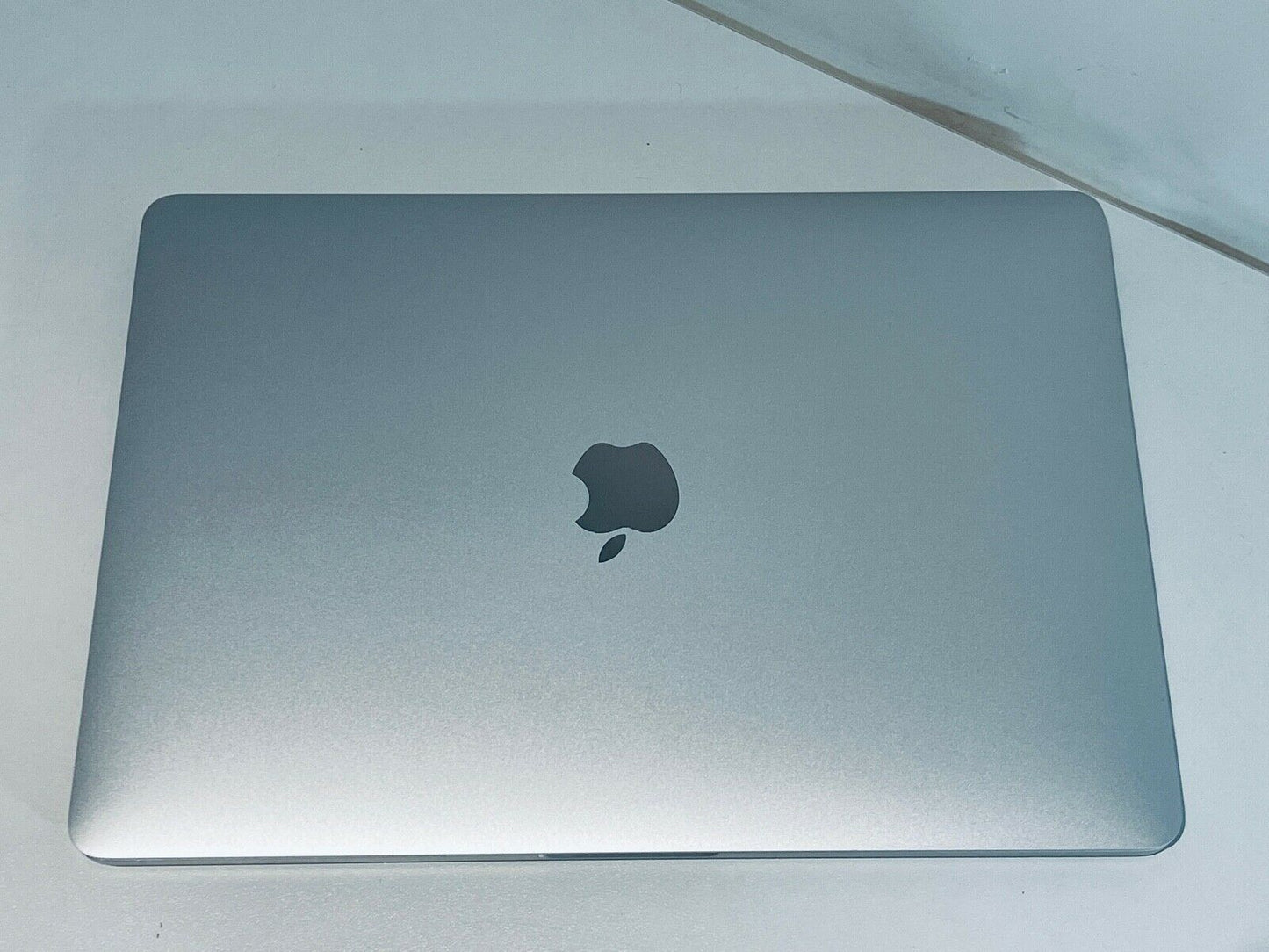 Apple MacBook Pro Retina 13" 2016 Touch Bar ID Core i5 2.9Ghz 8GB 512GB