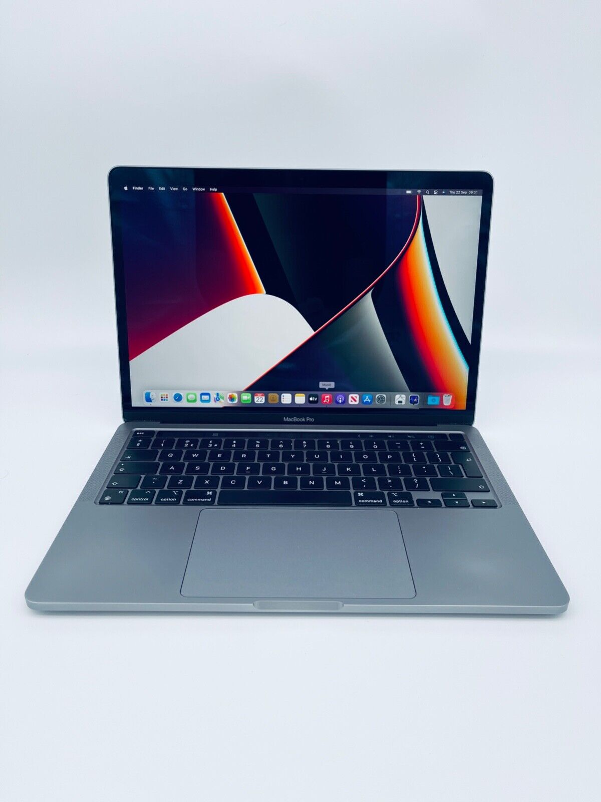 Apple MacBook Pro 13 Touch Bar ID M1 8-Core 8-GPU 8GB Ram 512GB SSD