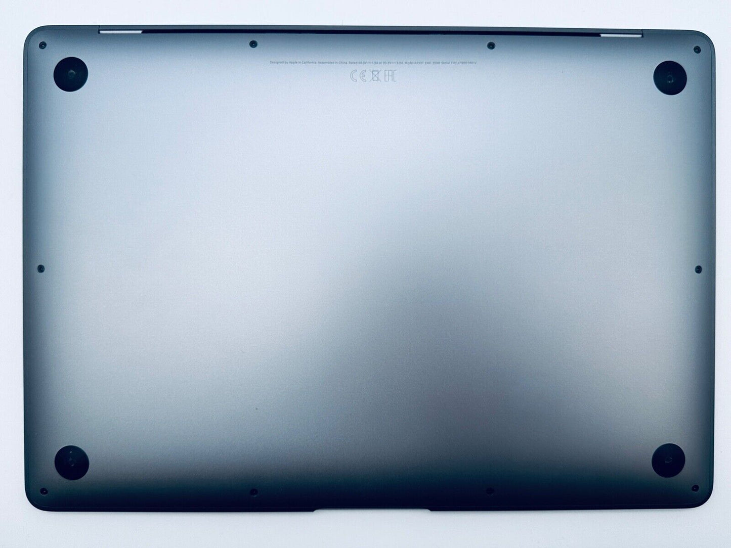 Apple MacBook Air 13" Retina M1 8-Core CPU 7-Core GPU 8GB Ram 256GB SSD