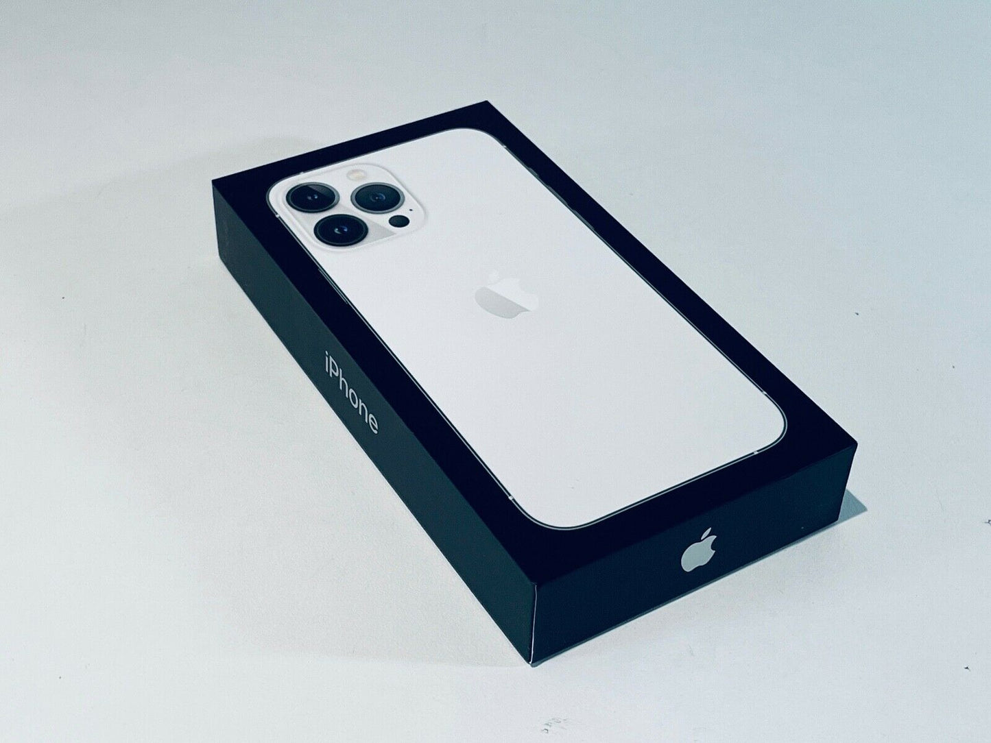 Apple iPhone 13 Pro Max 256GB Unlocked In Silver