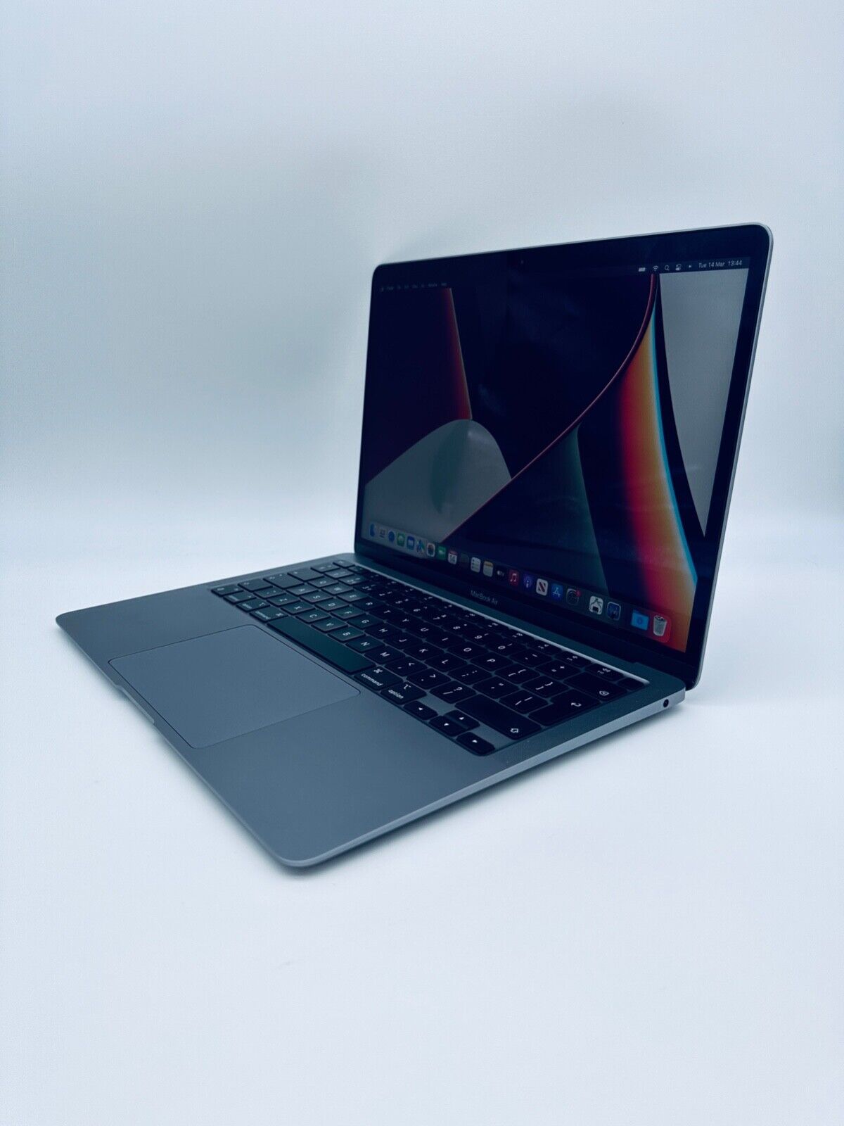 Apple MacBook Air 13" Retina M1 8-Core CPU 8-Core GPU 16GB Ram 1TB SSD