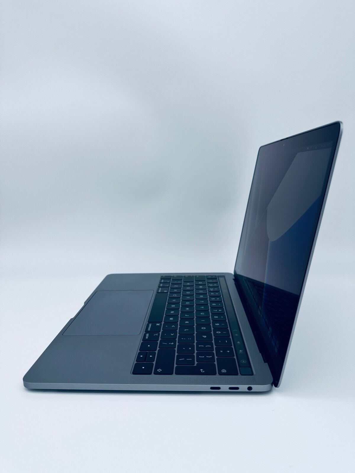 Apple MacBook Pro 13" 2018 Touch Bar Intel Core i7 2.7Ghz 16GB 512GB SSD