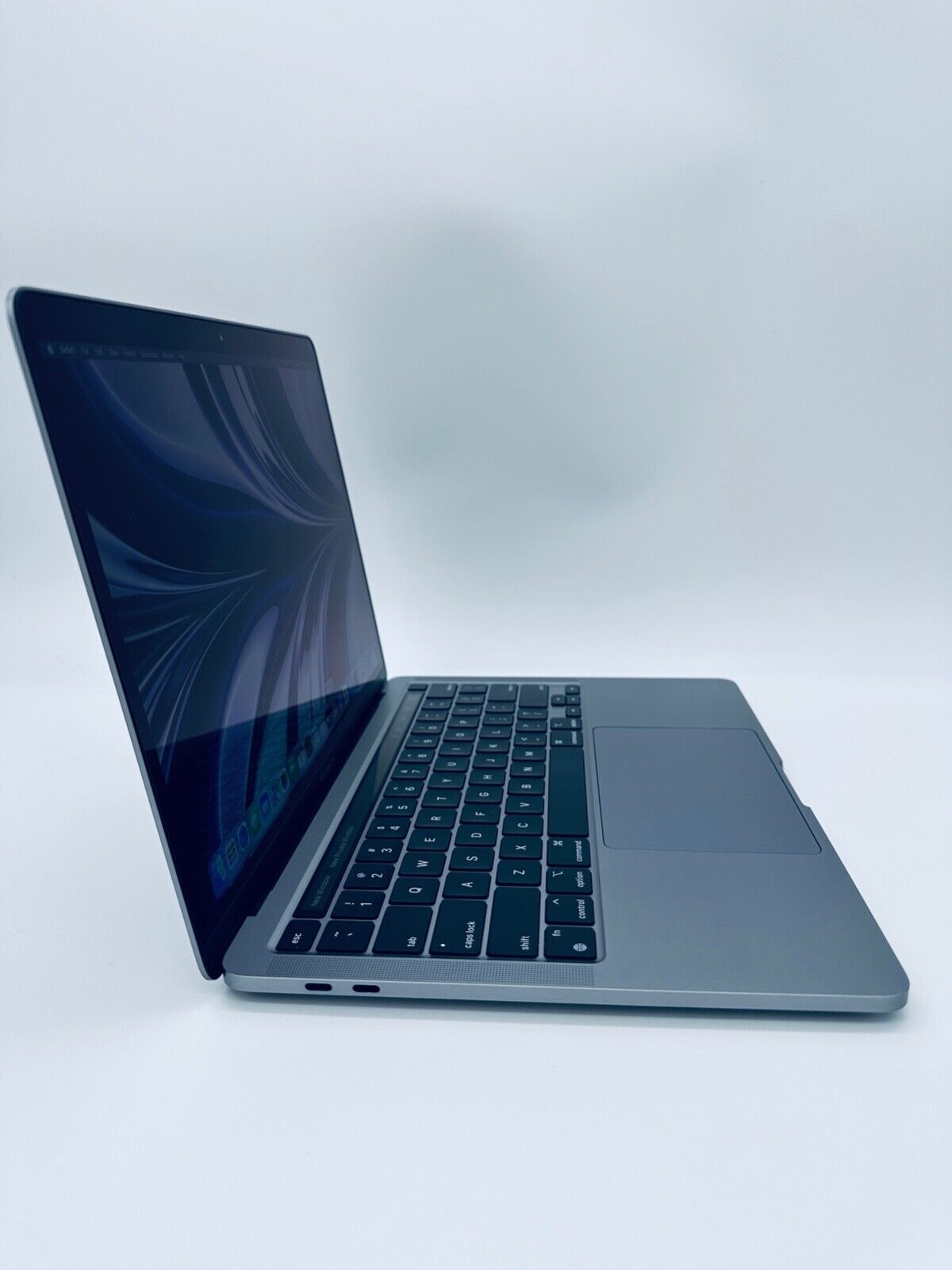 Apple MacBook Pro 13 Touch Bar ID M1 8-Core 8-GPU, 16GB Ram, 1TB SSD