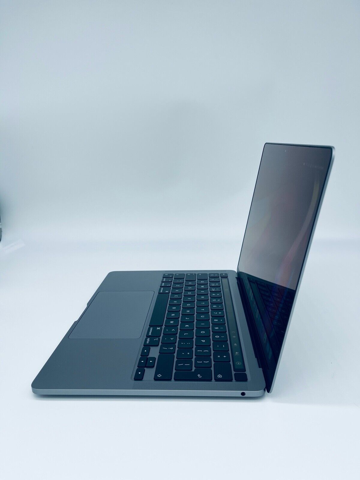 Apple MacBook Pro 13 Touch Bar ID M1 8-Core 8-GPU 16GB Ram 1TB SSD