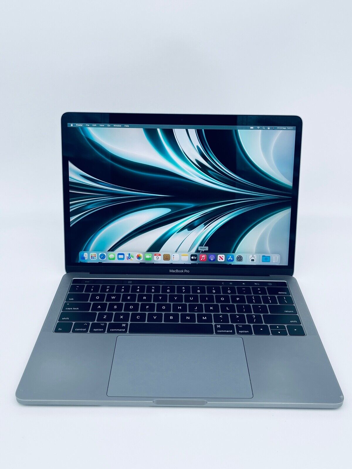 Apple MacBook Pro 13" 2017 Touch Bar ID Core i5 3.1Ghz 16GB 1TB SSD
