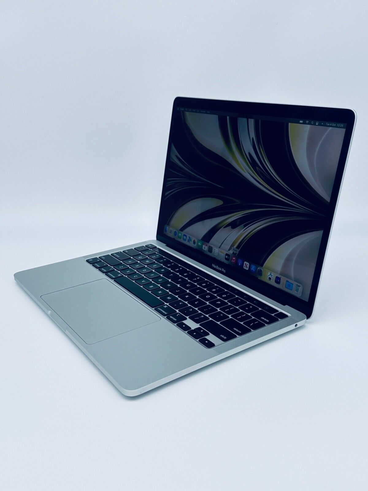 Apple MacBook Pro 13 Touch Bar ID M1 8-Core 8-GPU 16GB Ram 2TB SSD