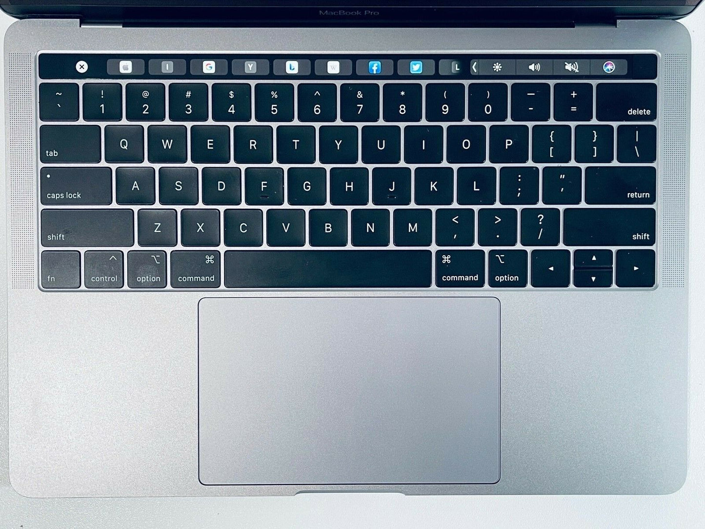 Apple MacBook Pro 13" 2019 Touch Bar ID Intel Quad Core i7 2.8Ghz 16GB 512GB SSD
