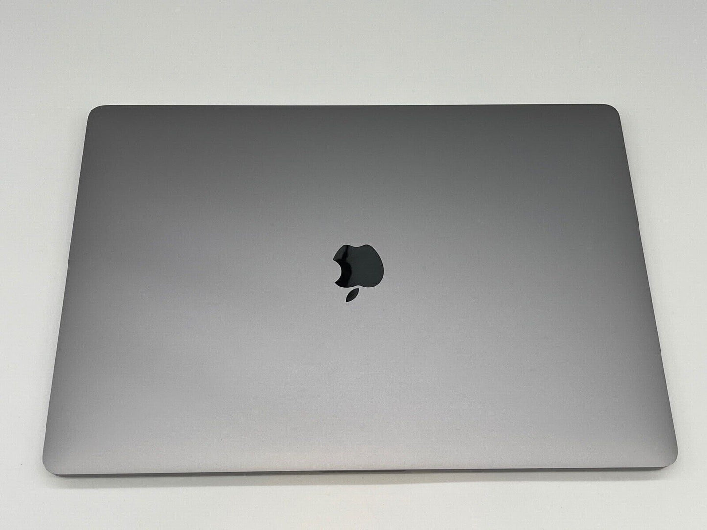 Apple MacBook Pro Retina 16" 2019 Touch Bar ID i9 8 Core 2.4Ghz 64GB 2TB SSD