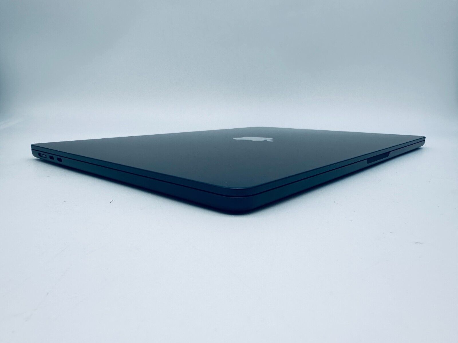 Apple MacBook Air 15.3" M2 8-Core CPU 10-Core GPU 8GB RAM 256GB, Midnight Blue