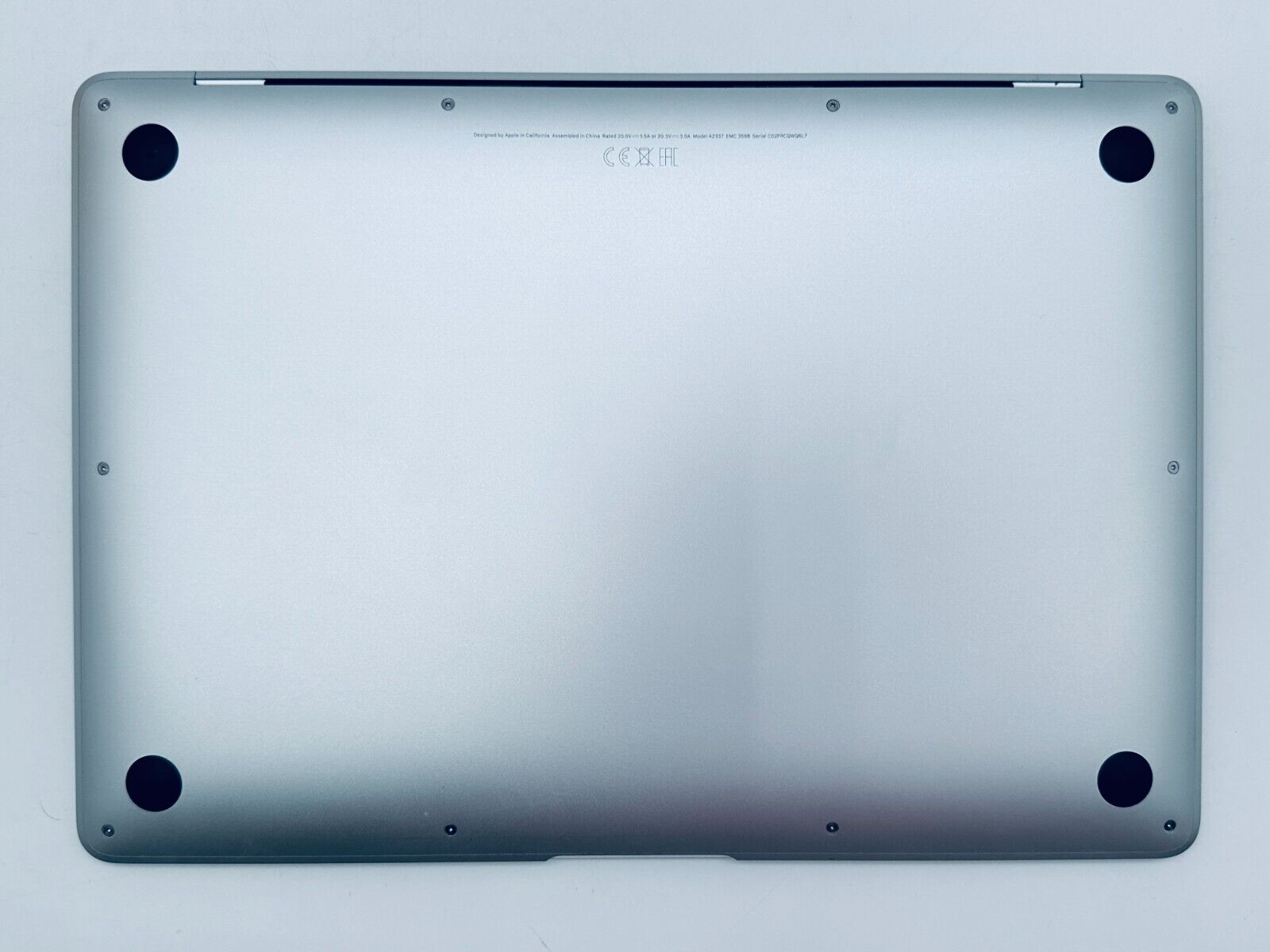 Apple MacBook Air 13" Retina M1 8-Core CPU 7-Core GPU 8GB Ram 256GB SSD Silver