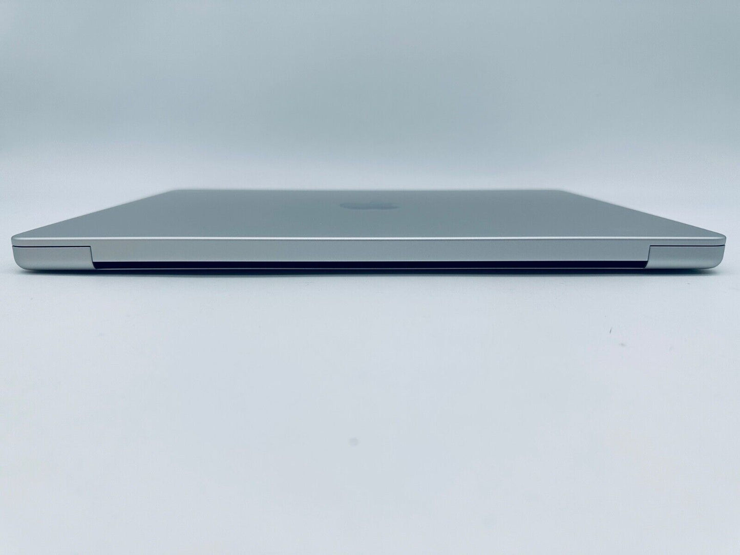 Apple MacBook Pro 14" 2023 M3 Pro 12-Core CPU 18-Core GPU 18GB 1TB SSD In Silver