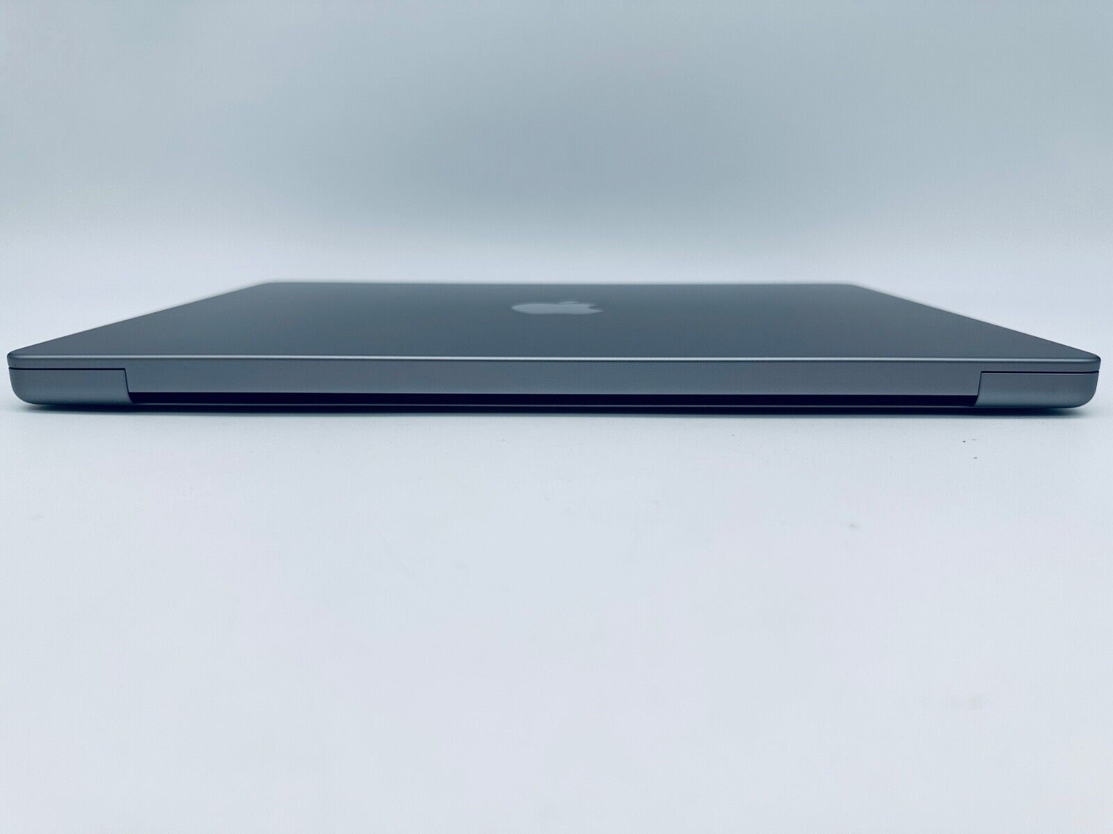 Apple MacBook Pro 14" M1 Pro 8-Core CPU 14-Core GPU 16GB 512GB SSD In Space Grey