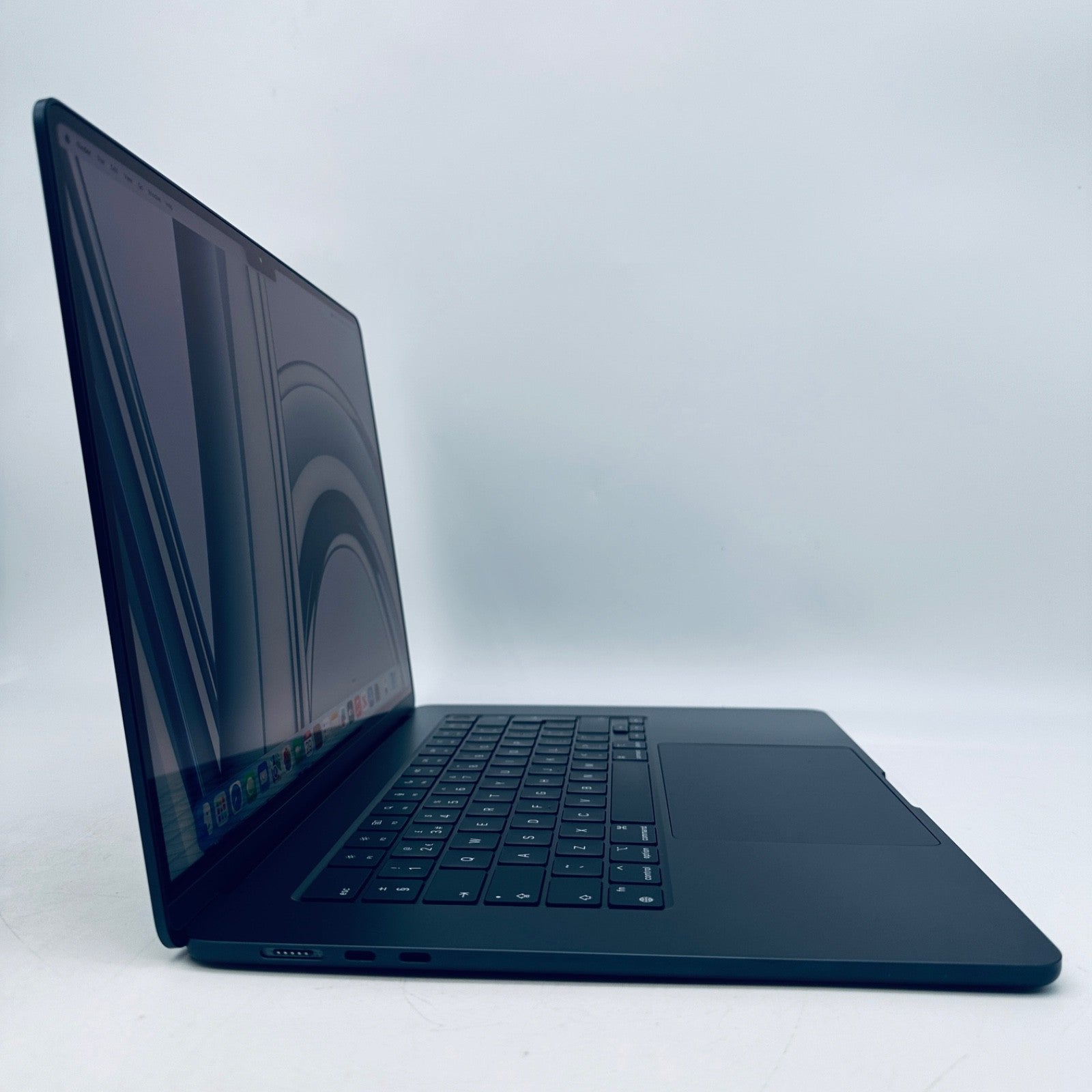 MacBook Air 15-Inch M2 8-Core CPU 10-Core GPU 16GB 1TB Midnight Blue + Warranty