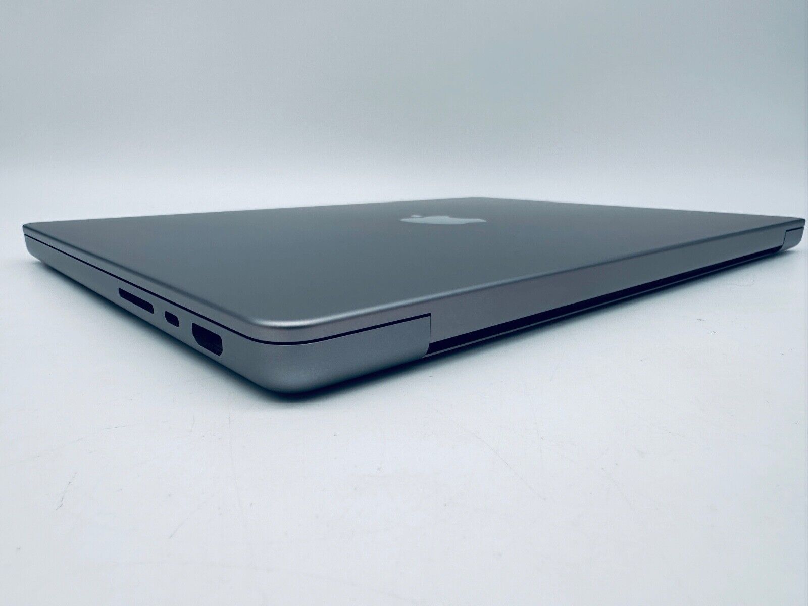 Apple MacBook Pro 14" 2021 M1 Max 10-Core CPU, 32-Core GPU 32GB 1TB SSD, Sp Grey