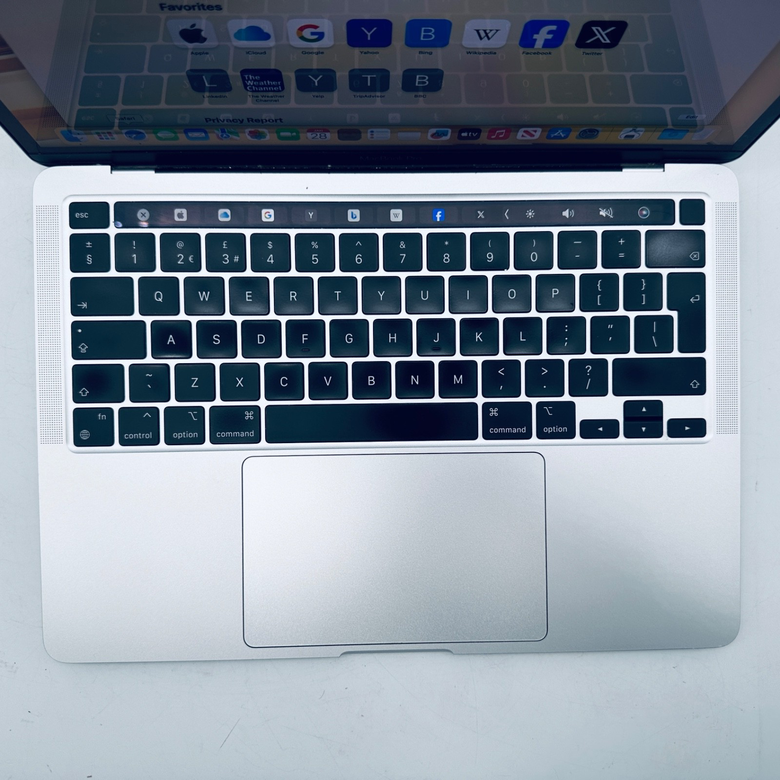 M1 MacBook Pro 13-Inch Touch Bar 8-Core CPU 8-GPU 8GB Ram 256GB SSD In Silver