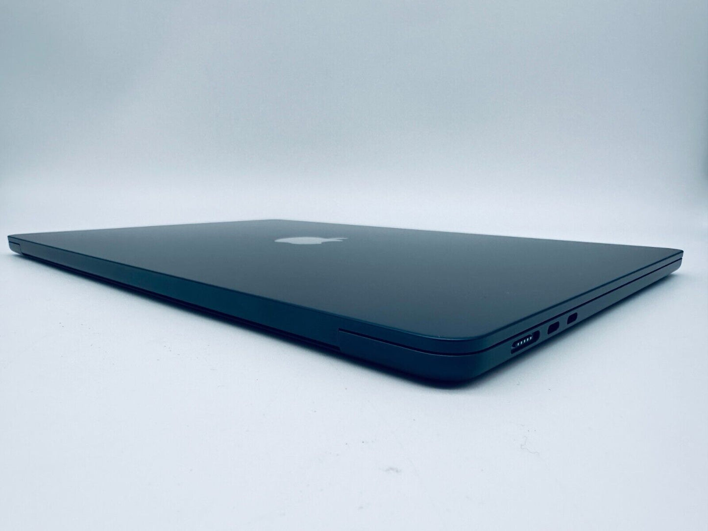 Apple MacBook Air 15.3" M2 8-Core CPU 10-Core GPU 8GB RAM 256GB, Midnight Blue