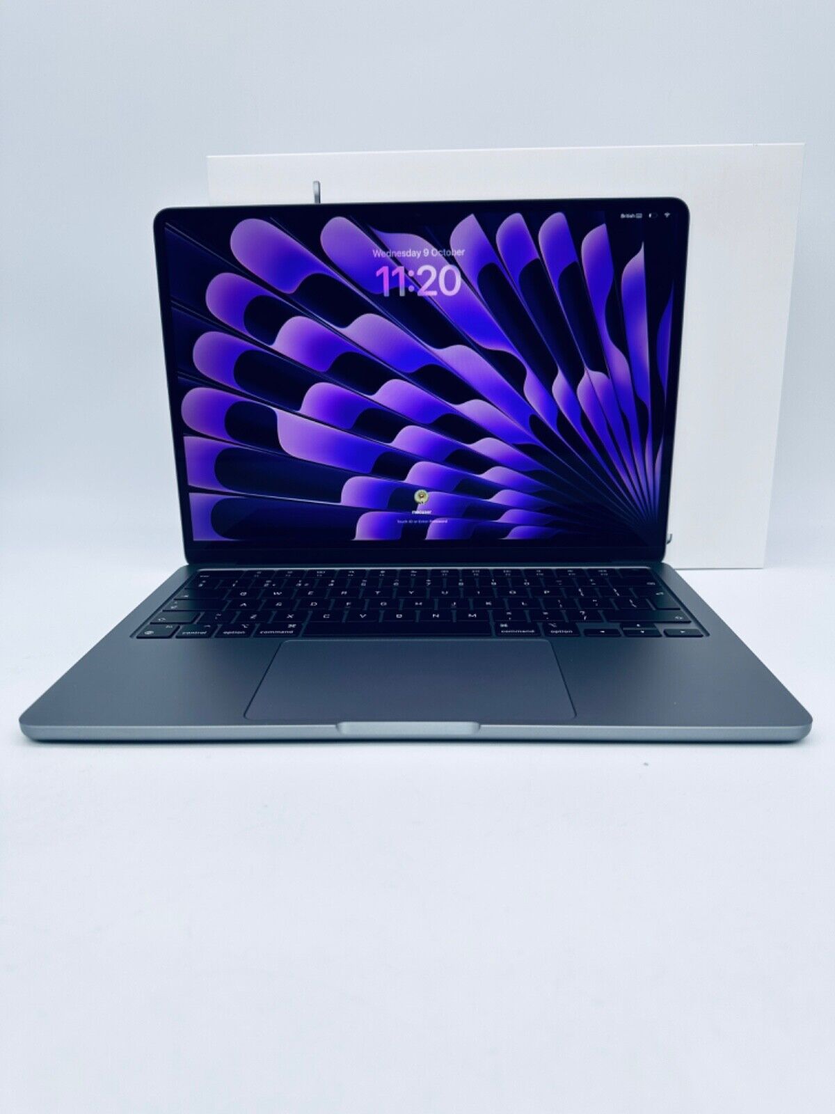 Apple M2 MacBook Air 13-Inch 8-Core CPU 8-Core GPU 8GB, 256GB SSD In Space Grey
