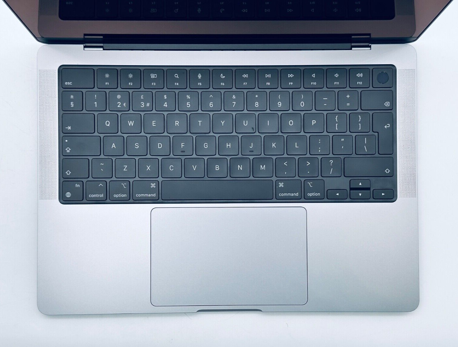 Apple MacBook Pro 14" M1 Pro 8-Core CPU 14-Core GPU 16GB 512GB SSD In Space Grey