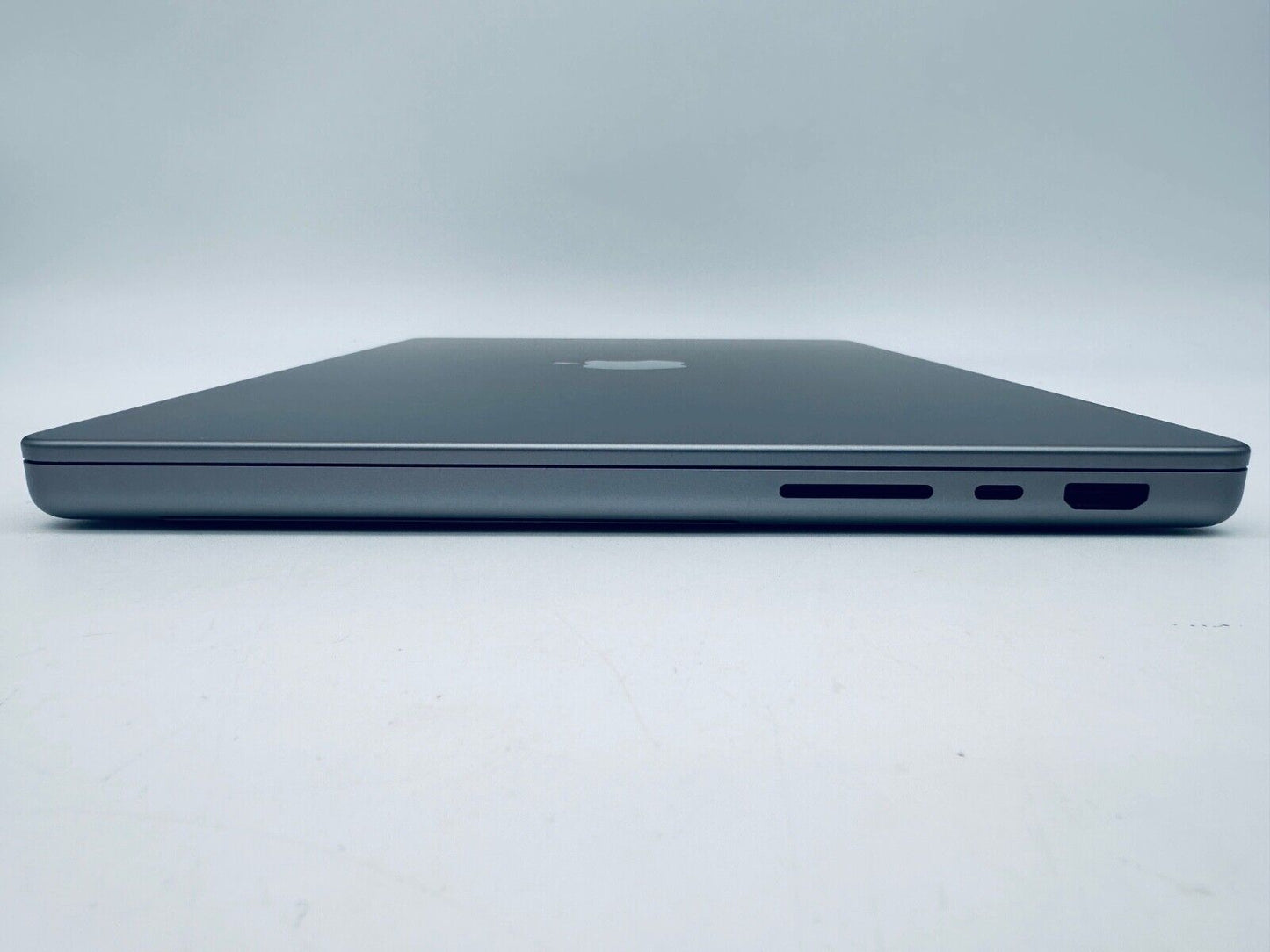 Apple MacBook Pro 14" M1 Pro 8-Core CPU 14-Core GPU 16GB 512GB SSD In Space Grey