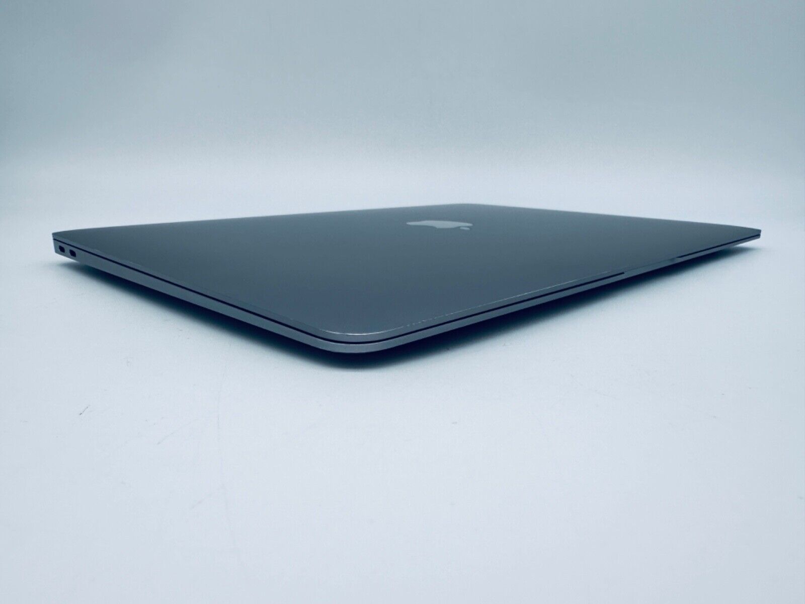 Apple MacBook Air 13" Retina M1 8-Core CPU 8-Core GPU 8GB Ram 512GB SSD Sp Grey