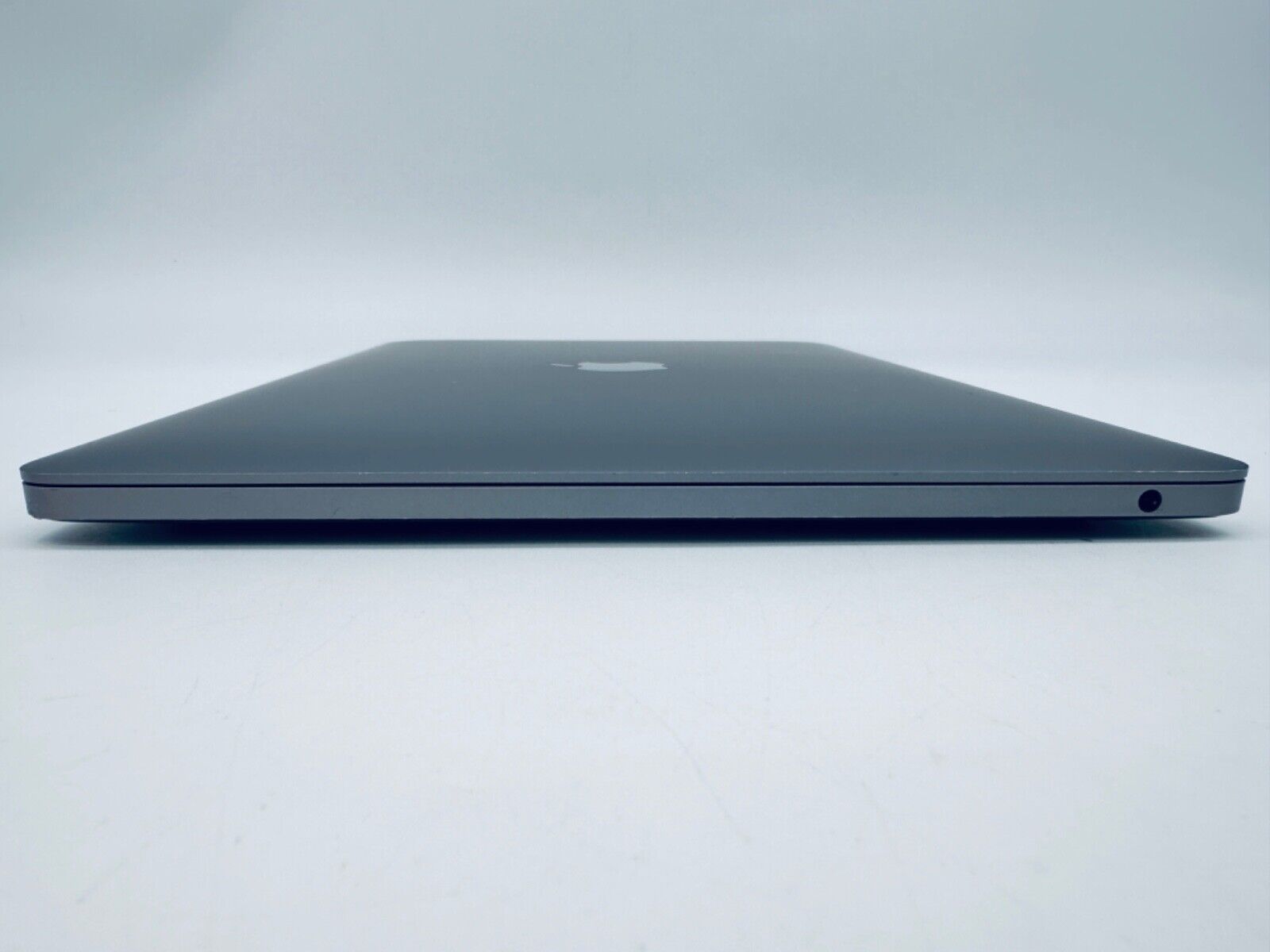 Apple M1 MacBook Pro 13-Inch Touch Bar 8-Core CPU 8-GPU 8GB Ram 512GB SSD Grey