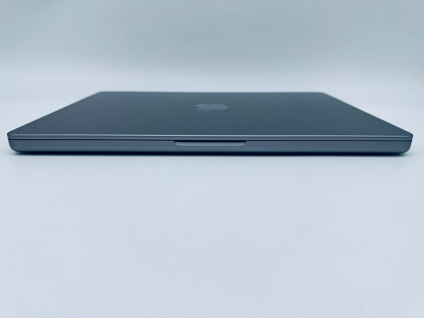 Apple MacBook Pro 14" 2023 M3 8-Core CPU 10-Core GPU 8GB 512GB SSD Space Grey