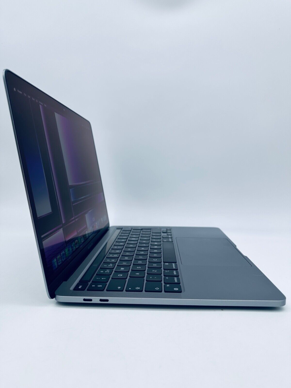 Apple M1 MacBook Pro 13-Inch Touch Bar 8-Core CPU 8-GPU 8GB Ram 512GB SSD Grey