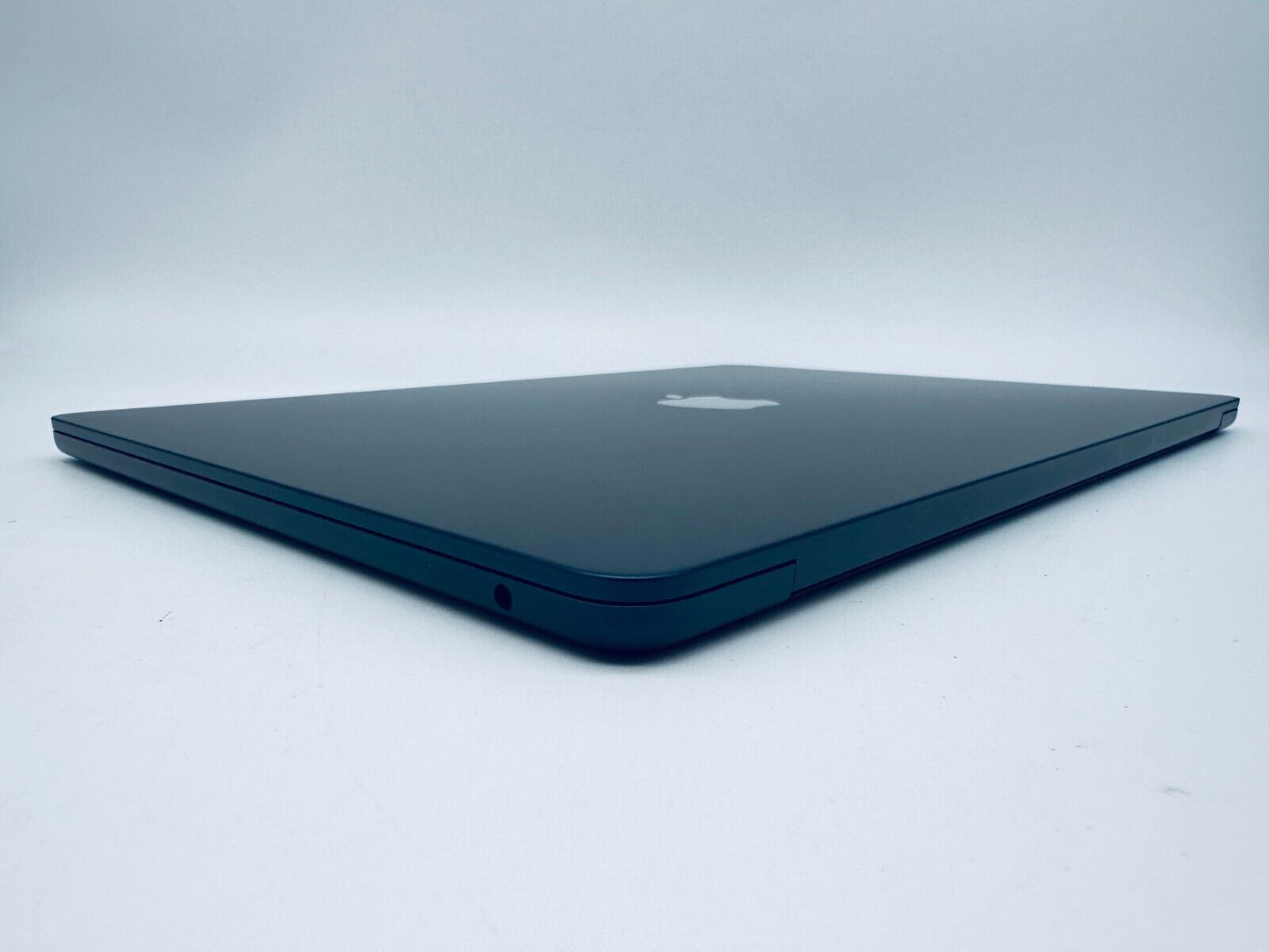 Apple MacBook Air 15.3" M2 8-Core CPU 10-Core GPU 8GB RAM 256GB, Midnight Blue