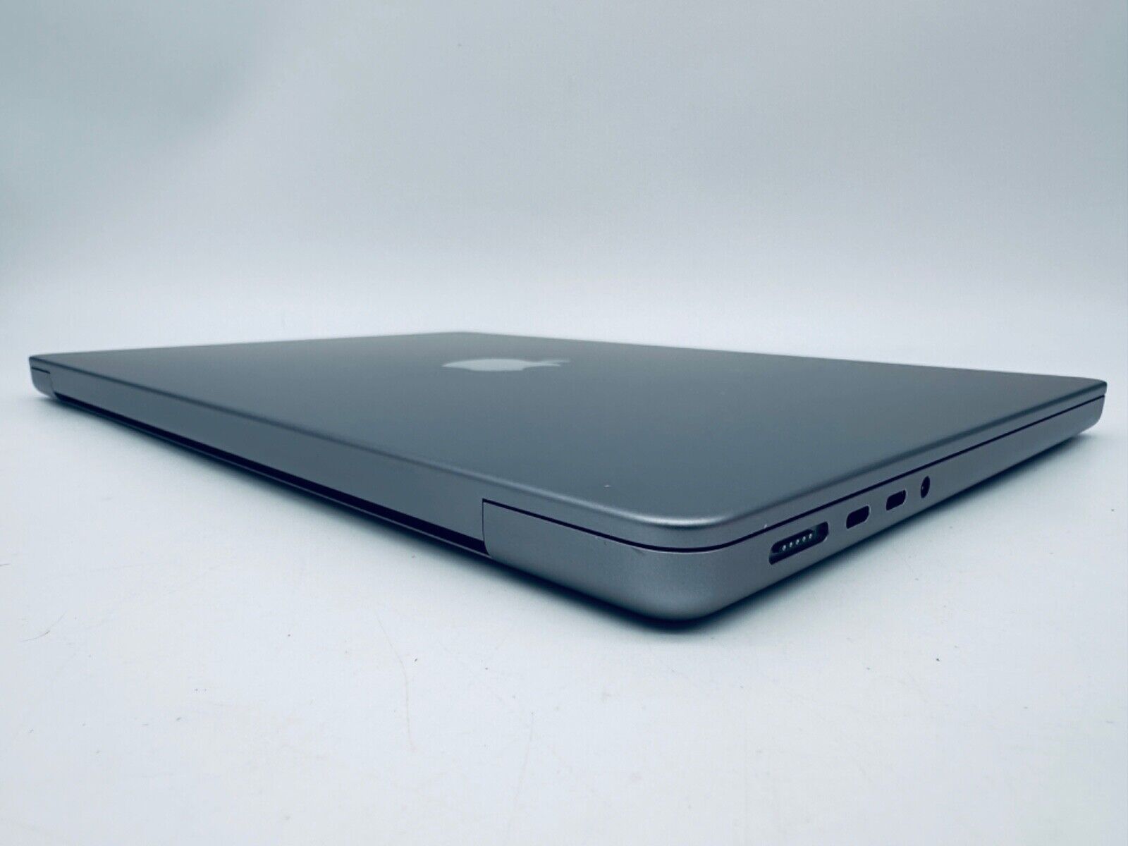 Apple MacBook Pro 14" 2023 M2 Pro 10-Core CPU 16-Core GPU 32GB 512GB Space Grey