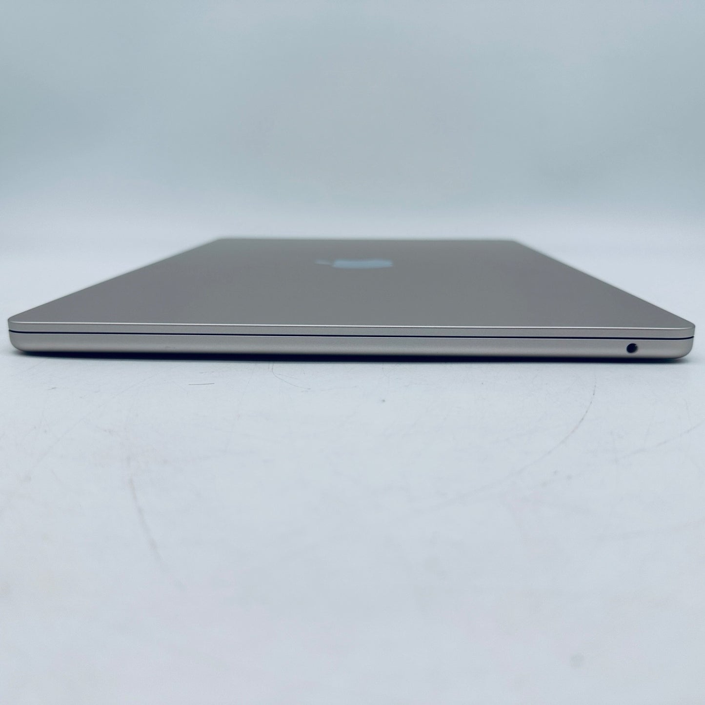 Apple MacBook Air 15-Inch M2 8-Core CPU 10-Core GPU 8GB 256GB In Starlight, Gold